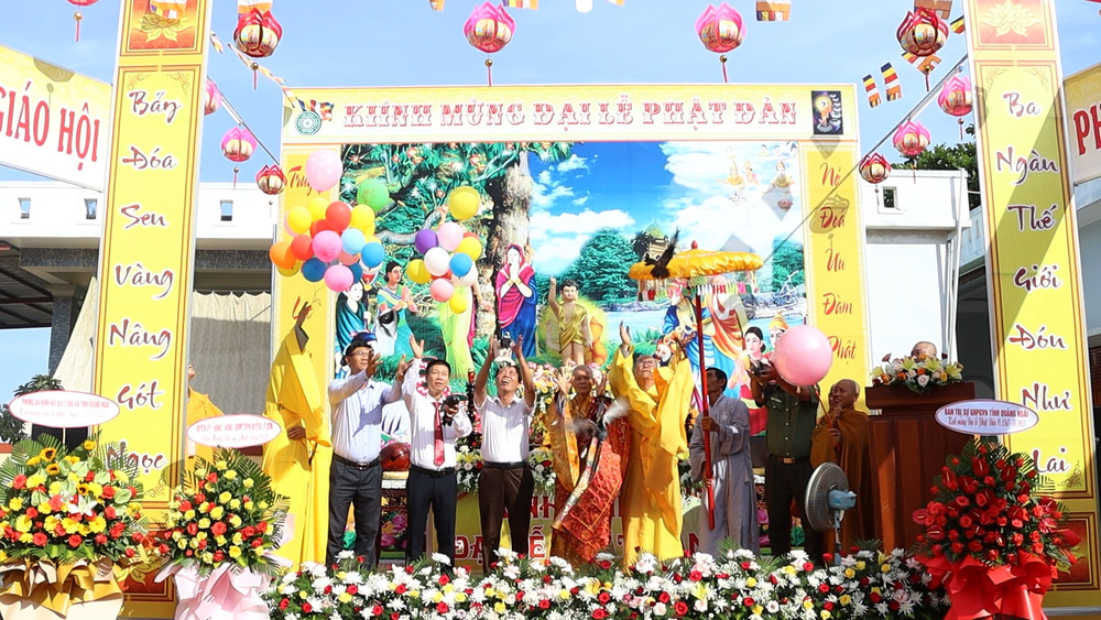 Ban Trị sự Giáo hội Phật giáo Việt Nam huyện Lý Sơn đã tổ chức Đại lễ Phật Đản 2023