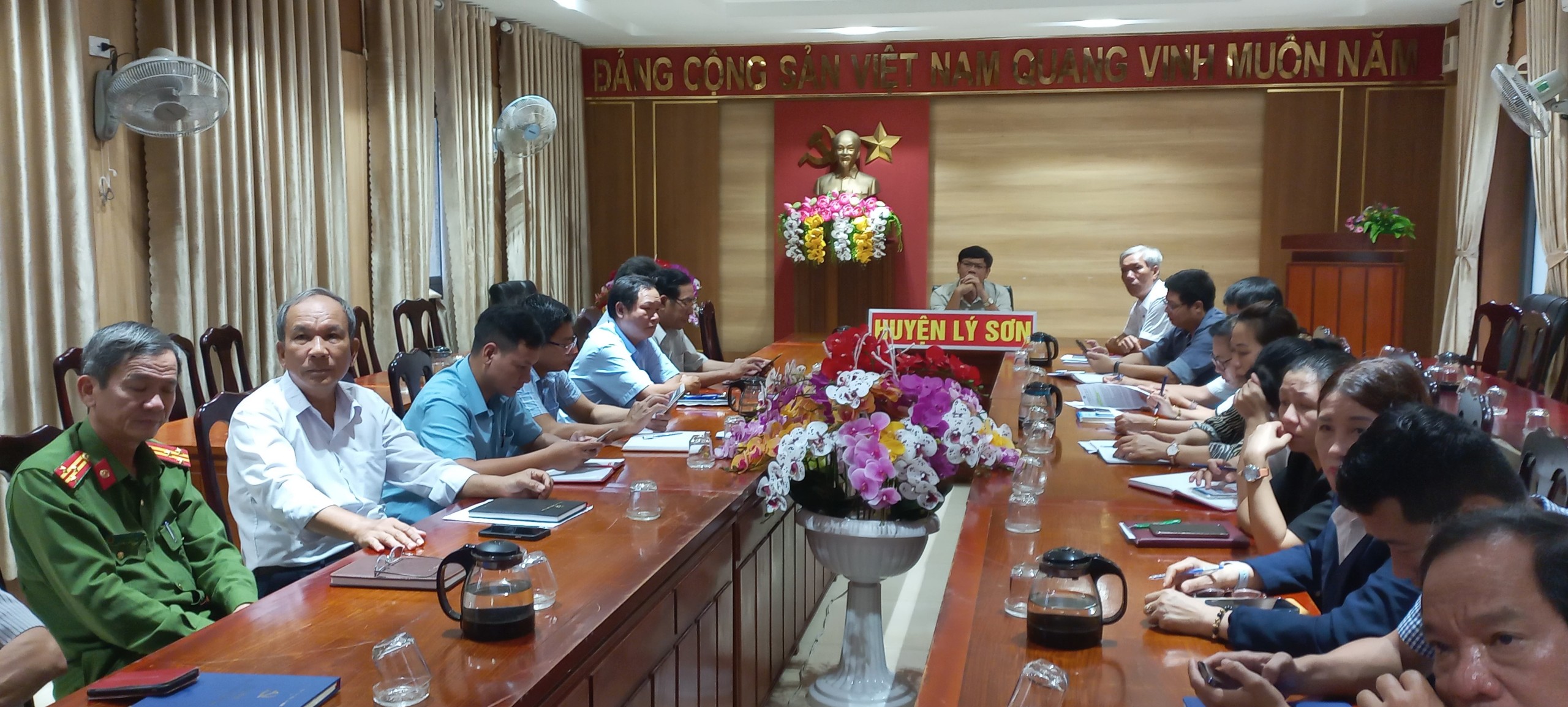 Huyện Lý Sơn tham dự phiên họp thường kỳ Ban chỉ đạo Chuyển đổi số tỉnh