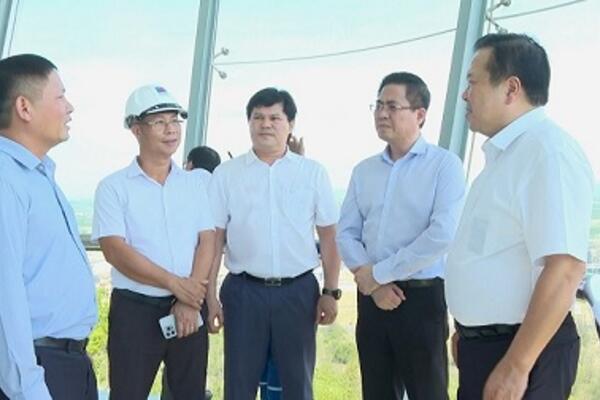 Chủ tịch Ủy ban Quản lý vốn nhà nước tại doanh nghiệp Nguyễn Hoàng Anh thăm, khảo sát Nhà máy Lọc dầu Dung Quất