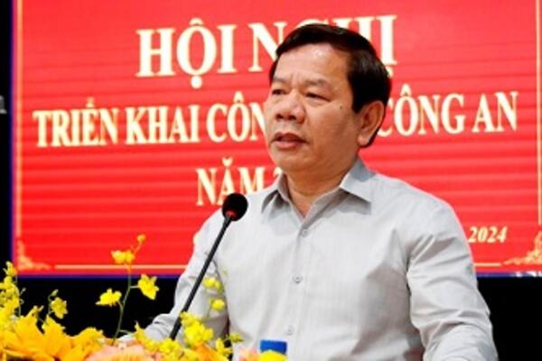 Chủ tịch UBND tỉnh Đặng Văn Minh dự Hội nghị triển khai công tác Công an năm 2024