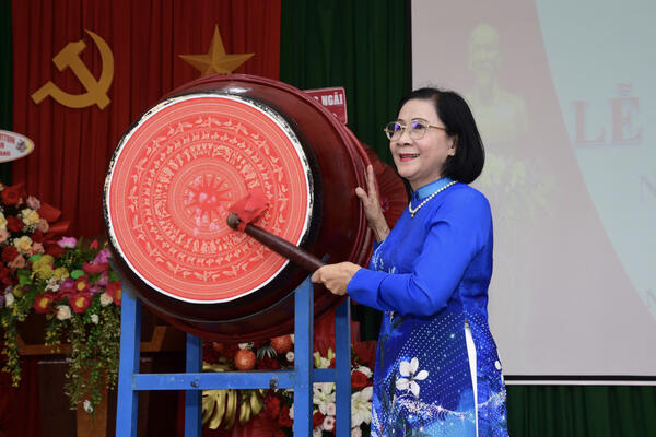 Lãnh đạo tỉnh dự Lễ khai giảng năm học mới của Trung tâm Nuôi dạy trẻ khuyết tật Võ Hồng Sơn