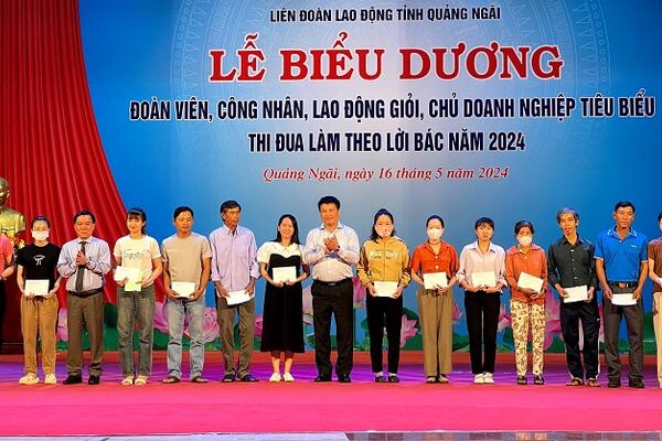 Biểu dương đoàn viên, công nhân, lao động giỏi, chủ doanh nghiệp tiêu biểu thi đua làm theo lời Bác năm 2024