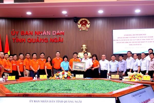UBND tỉnh làm việc với Tập đoàn FPT