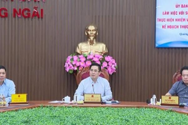 UBND tỉnh làm việc với Sở Kế hoạch và Đầu tư