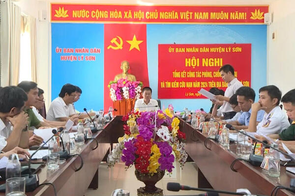 LÝ SƠN TỔ CHỨC HỘI NGHỊ TỔNG KẾT CÔNG TÁC PCTT&TKCNN NĂM 2024 VÀ TRIỂN KHAI NHIỆM VỤ NĂM 2025