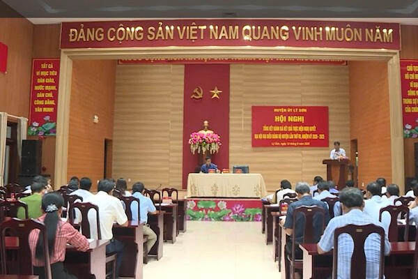 LÝ SƠN TỔNG KẾT 05 NĂM THỰC HIỆN NGHỊ QUYẾT ĐẠI HỘI ĐẠI BIỂU ĐẢNG BỘ HUYỆN LẦN THỨ VII, NHIỆM KỲ 2020-2025
